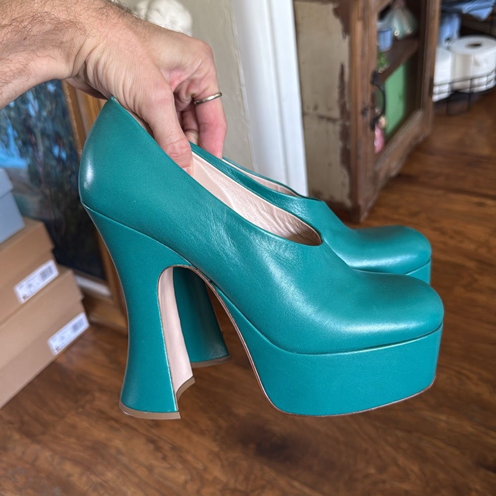 Miu Miu teal platform heels - Picture 4 of 15